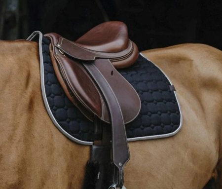 /products/podsedlova-decka-equitheme-orion-vs-full-cerna/